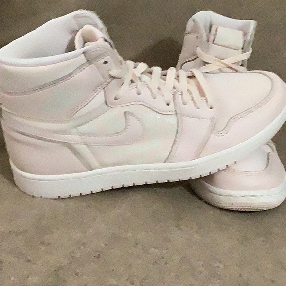 NIKE AIR JORDAN  1 Retro 555088 -801. Men’s US 9.5 - Picture 4 of 9